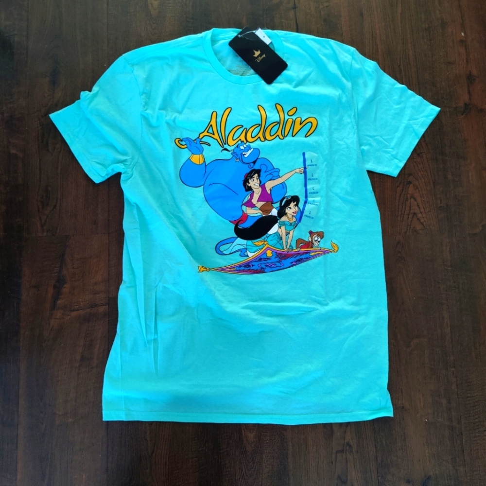 NWT Disney Aladdin tee size large